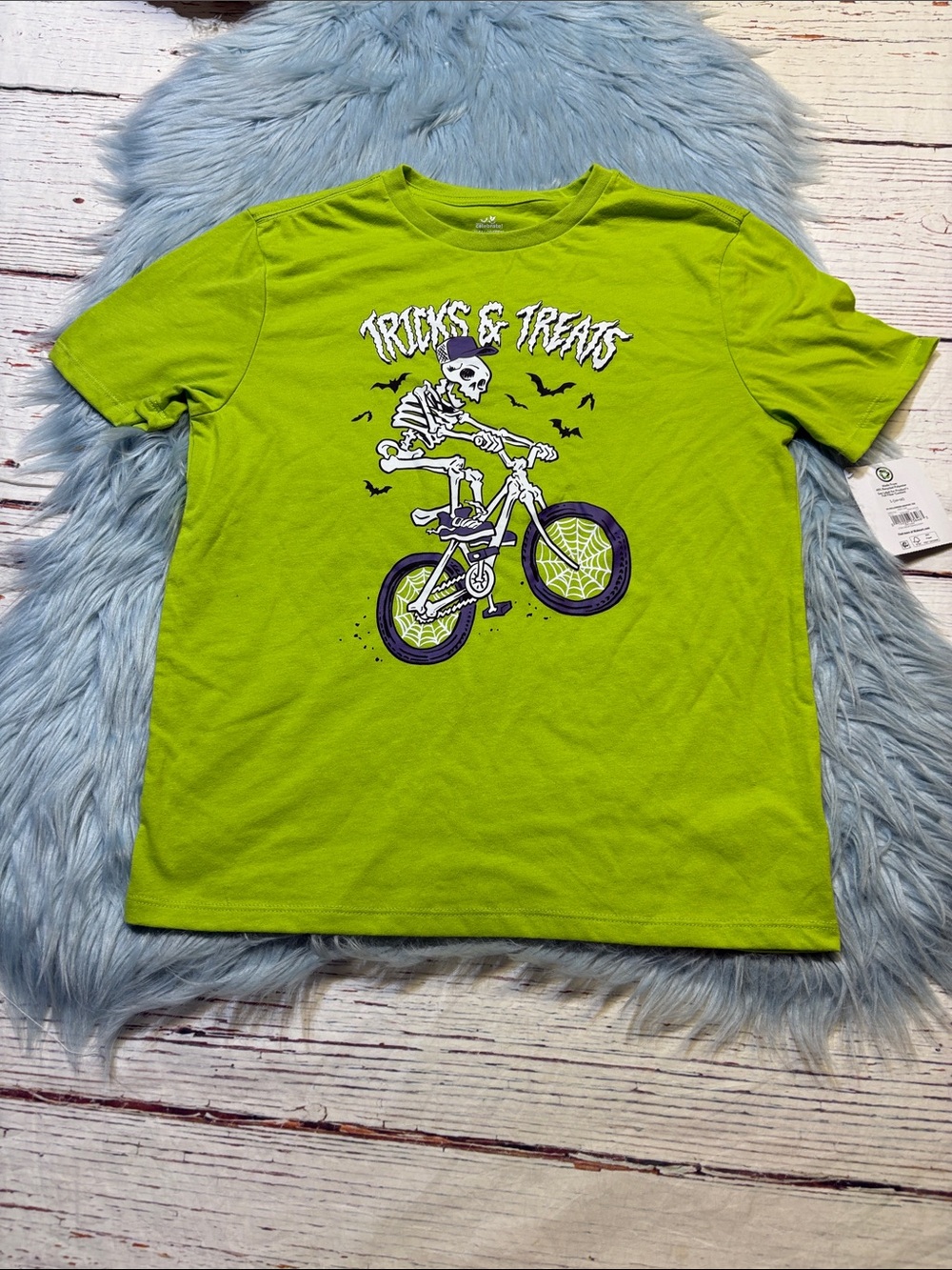 NWT Way To Celebrate Halloween Tricks & Treats Skeleton Bicycle Green Kids Tee